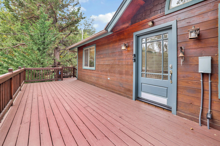 Exterior & Views 2, Minton Pearl #2303, San Bernardino