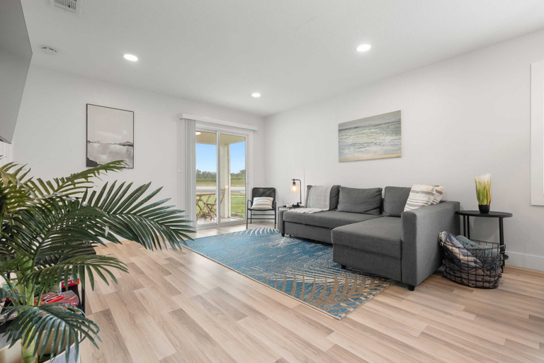 Others 4, Relaxing 2BR Florida Home Close to Beach, Sarasota