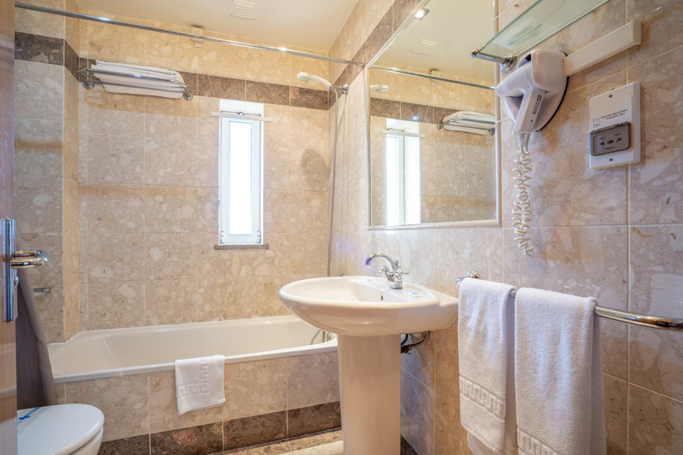 Bathroom 4, Hotel Ulveira, Oliveira de Frades