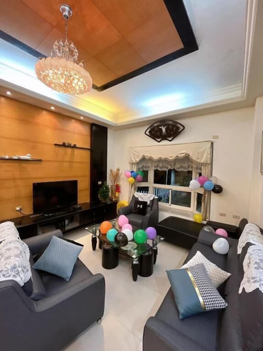 Others 3, Ians Home, Yilan