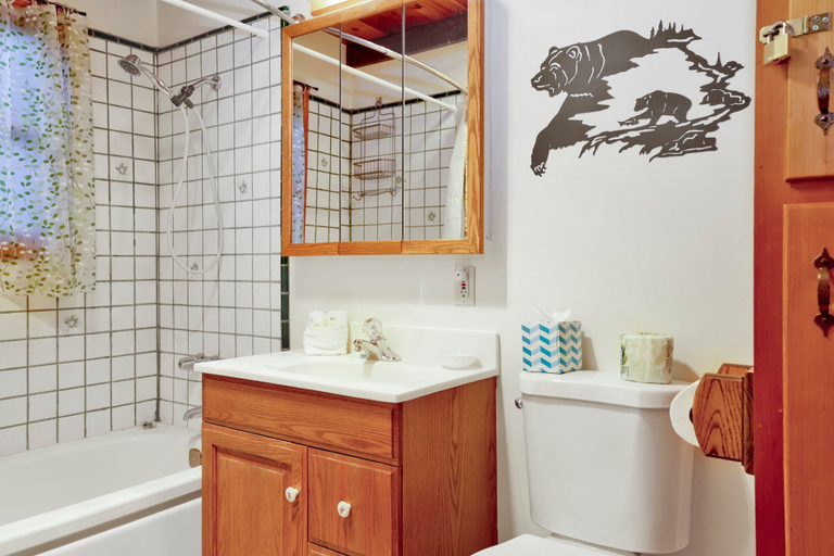 Bathroom, Cozy Bear Cabin #2295, San Bernardino