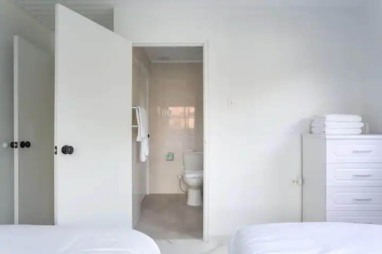 Bedroom 3, NEW Palm Beach 100h