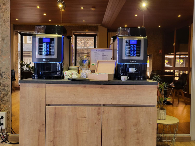 Food & Drinks 5, Hotel Des Falaises, Seine-Maritime