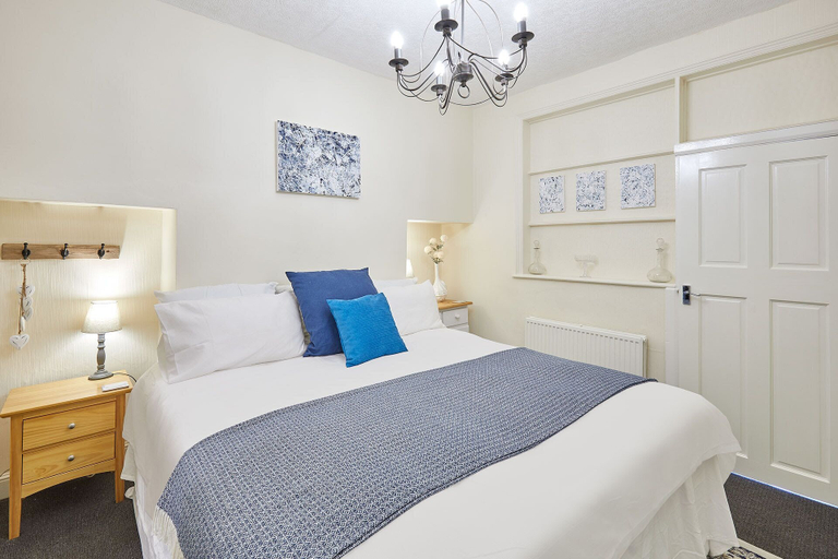 Room 4, Host Stay Ocean Breeze, North Yorkshire
