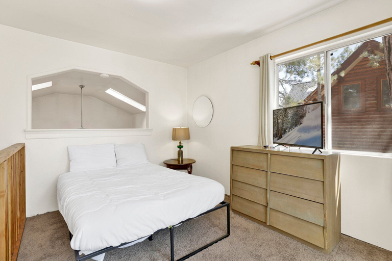 Bedroom 3, Life OF Riley #1608, San Bernardino