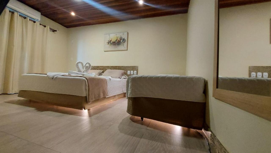 Bedroom 3, Porto Bali Hotel, Santa Cruz Cabrália