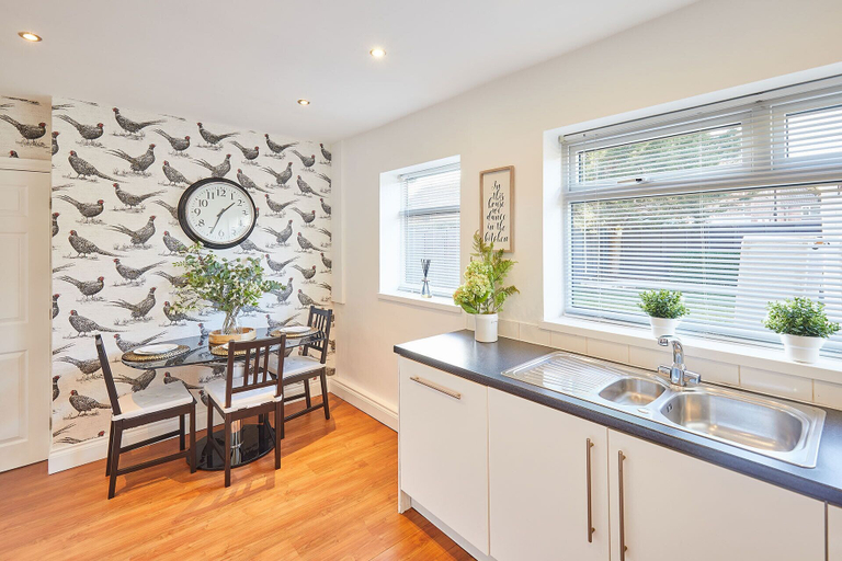 Others 5, Host Stay Newsam Crescent, Stockton-on-Tees