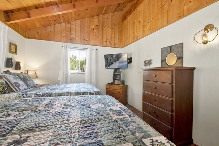Bedroom 3, Pine Cone Cottage #2191, San Bernardino