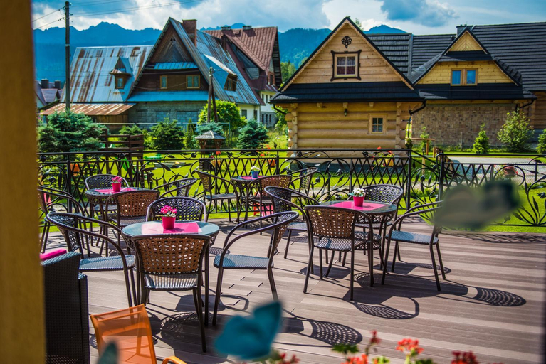 Others 5, Helan Family & SPA, Tatra