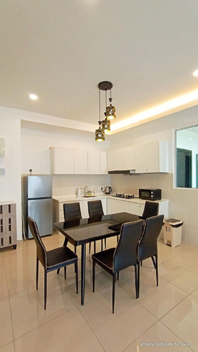 Others 5, Austin @ Novo 8, Malacca City