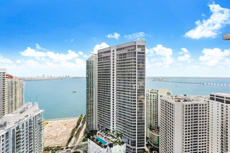 Exterior & Views 2, Miami Luxury Executive Apartment, Miami-Dade