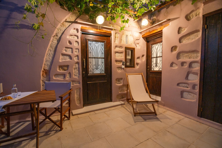 Exterior & Views 2, Marthas Delight Rooms, Crete