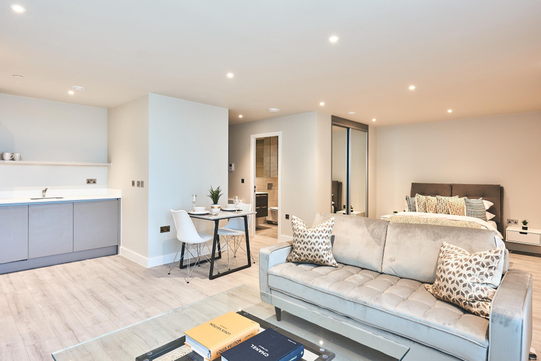 Others 5, Seven Living Bracknell - Free Parking on Site, Bracknell Forest