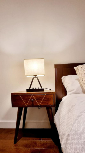 Bedroom 2, Private Garden Flat Central London Air Conditioning, London