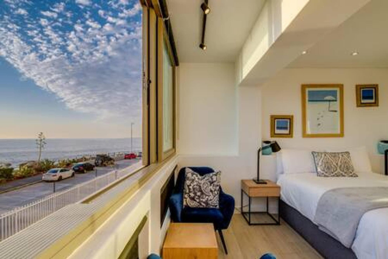Bedroom 2, Beautiful Lock up go w Ocean Views Sundowner Views, City of Cape Town