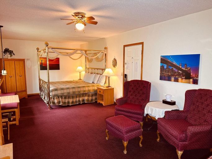 Bedroom 3, St. Croix Suites - St. Croix Falls, Polk