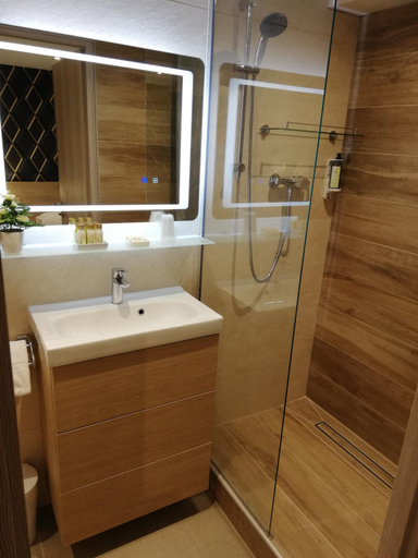 Bathroom 3, Hotel Miramar- Cap d'Antibes - La Garoupe plage, Alpes-Maritimes