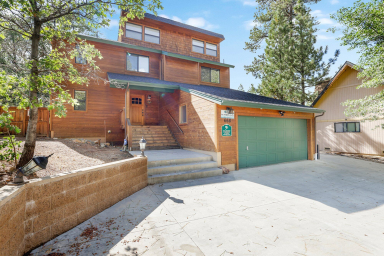 Exterior & Views 2, Luxury Lodge #1888, San Bernardino