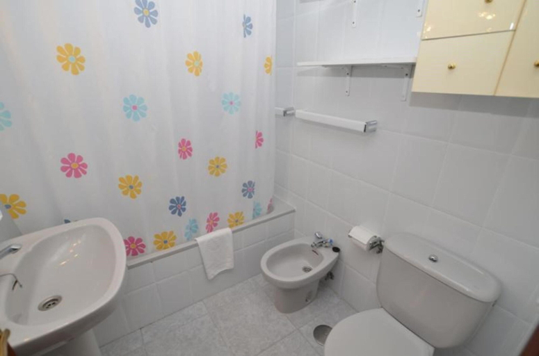 Bathroom, Apartment in Isla, Cantabria 102772 by MO Rentals, Cantabria