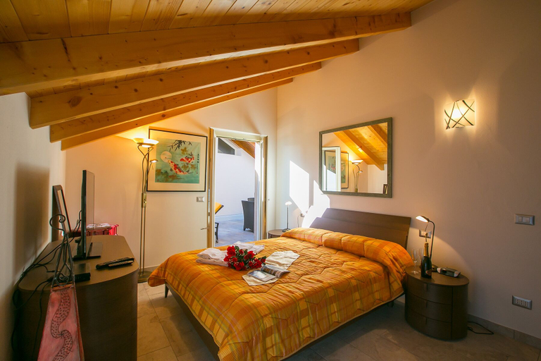 Bedroom 5, Colonno Panoramica, Como