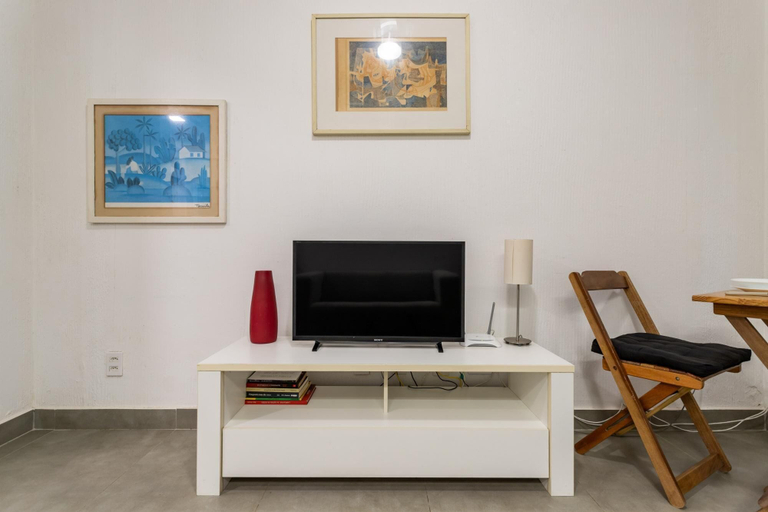 Room 3, House 6 Minutes From Ipanema Beach Ns1b, Rio de Janeiro