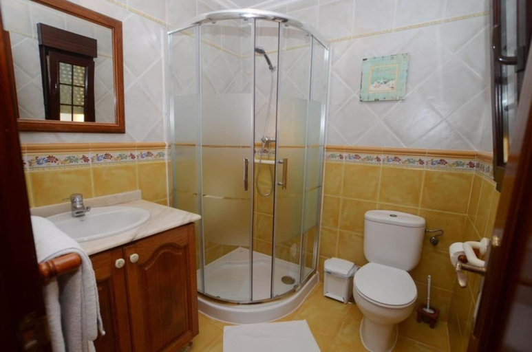 Bathroom, Apartment in Arnuero, Cantabria 103296 by MO Rentals, Cantabria