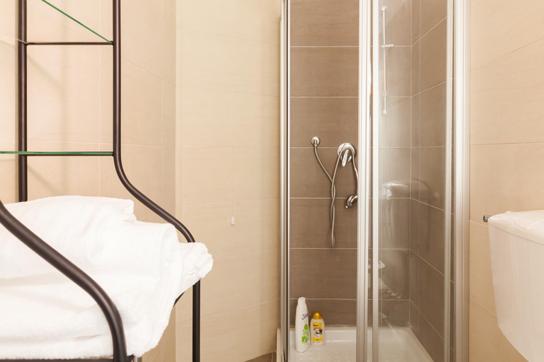 Bathroom 2, San Giovanni Rooms Roma, Roma