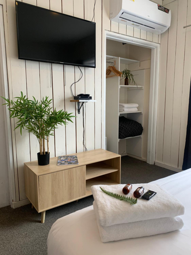 Bedroom 2, Snowman Lodge and Spa, Ruapehu