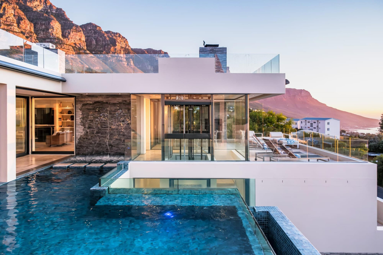 Sport & Beauty 3, Spectacular Holiday Villa w Private Pool Gym Prima Views, City of Cape Town