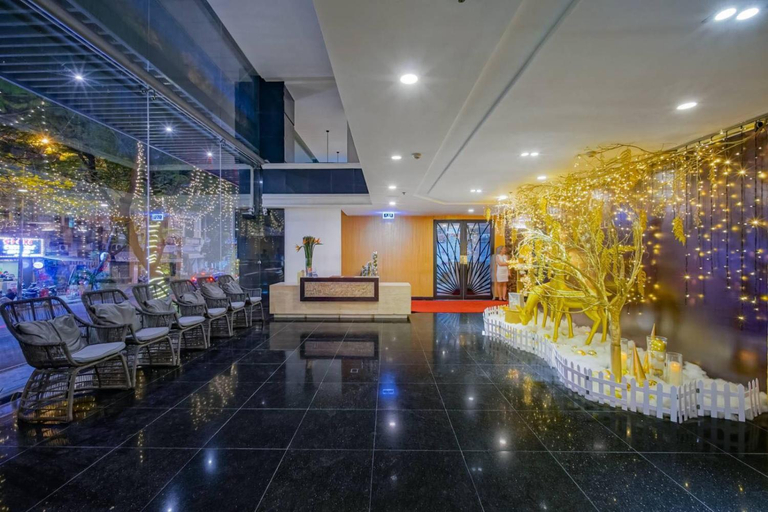 Public Area 5, City by night Ben Thanh Apartments, District 1