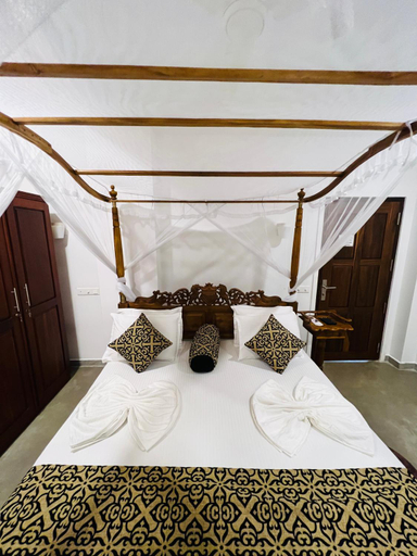 Others 4, Top Secret Beach hotel, Matara Four Gravets