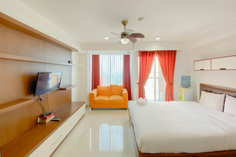 Bedroom 2, Tidy and Homey Studio at Tamansari The Hive Apartment By Travelio, East Jakarta