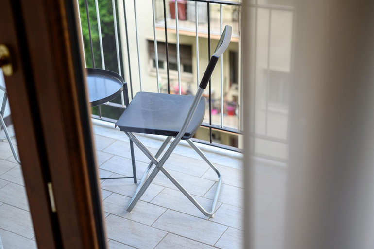 Room 3, Via Consalvo 120 A in Naples, Napoli
