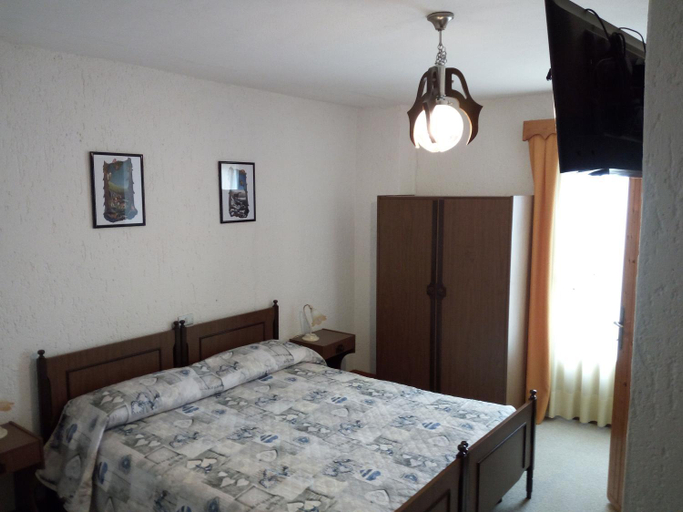 Bedroom 3, Albergo Al Pino, Vicenza