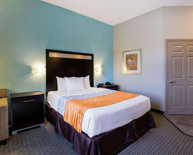 Bedroom 2, Suburban Studios, Jefferson
