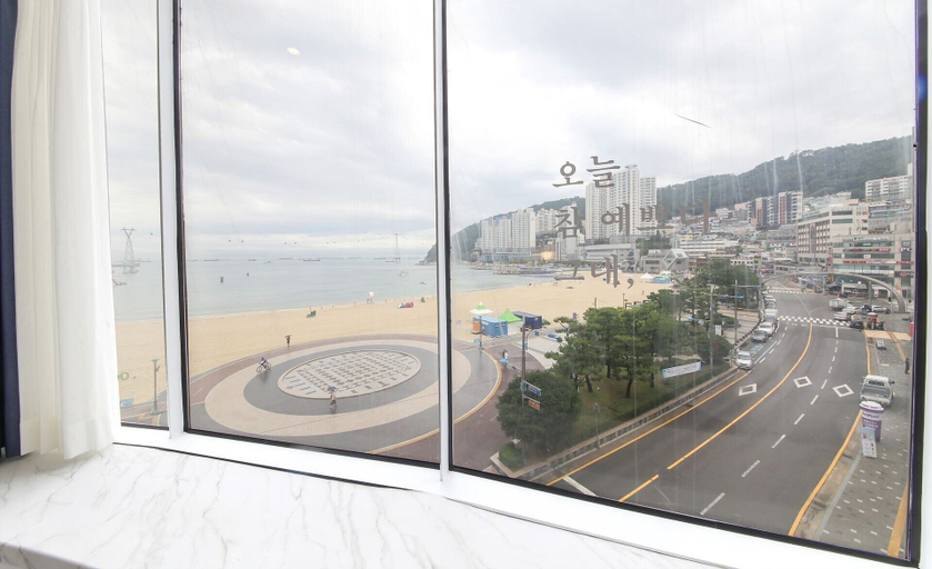 Others 4, Brown-Dot Songdo, Saha