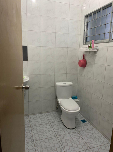 Bathroom 2, Lisa Homestay Sandakan, Sandakan