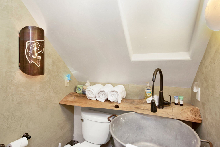 Bathroom 4, Maltby Modern LOG Cabin #2307, San Bernardino
