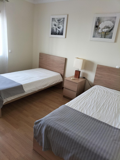 Room 3, T2 Infante AC 201 Wifi Garagem 50m Praia, Loulé