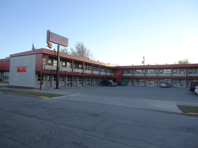 Exterior & Views 2, Dauphin Inn Express, Division No. 17