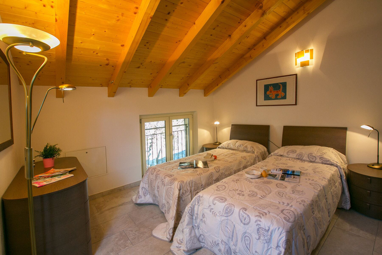 Bedroom 3, Colonno Panoramica, Como