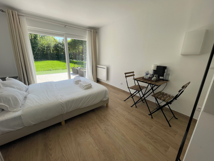 Bedroom 4, Koalawakeup, Val-de-Marne