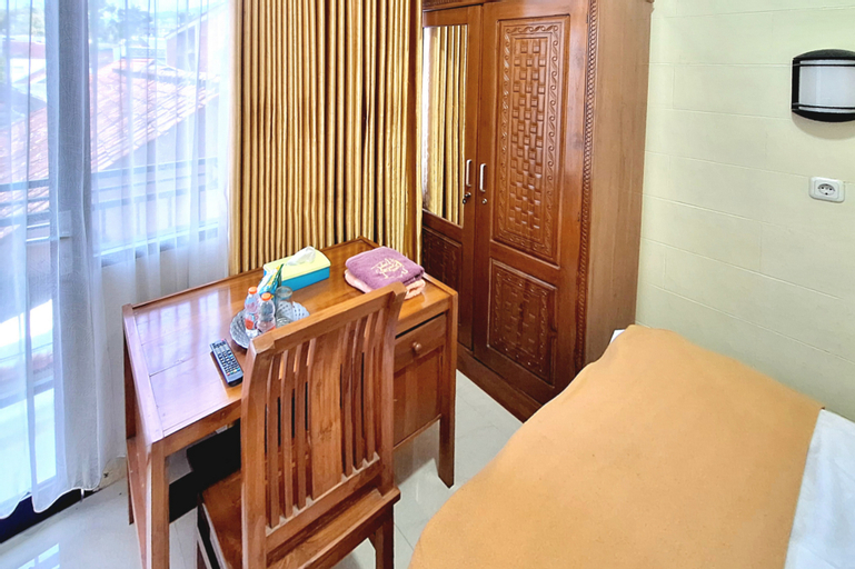 Bedroom 6