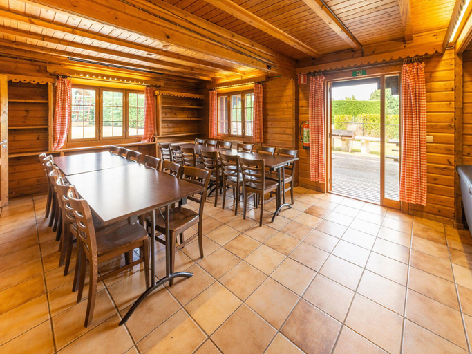 Others 5, Majestic chalet in Durbuy 200 meters from the Golf, Luxembourg
