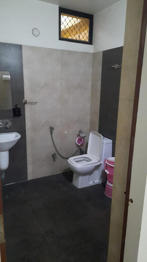 Bathroom, Vamoose Indrani, Chittaurgarh
