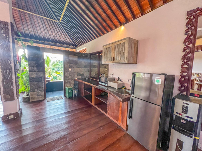 Dining Room 6
