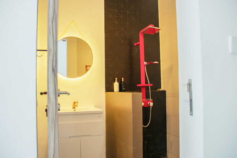 Bathroom 4