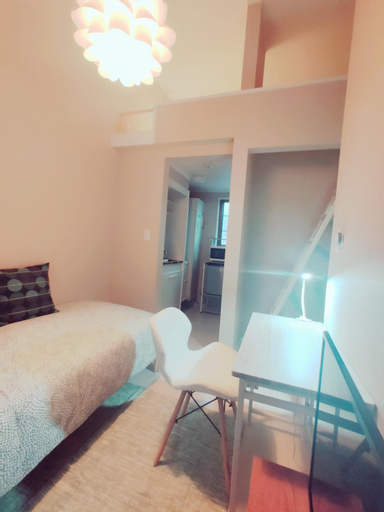 Bedroom 12