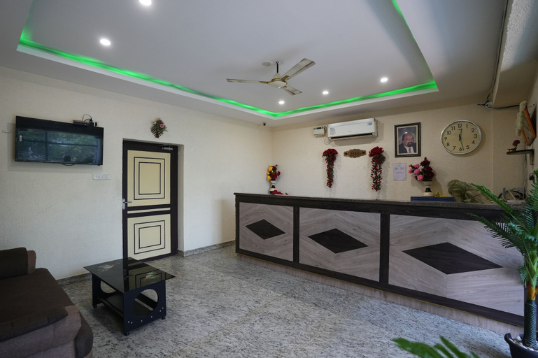 Public Area 2, Hotel Anbu Park, Tiruchirappalli