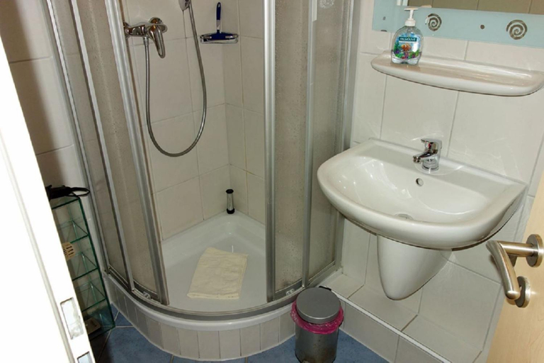 Bathroom 3, Voßhorn 09, Cuxhaven